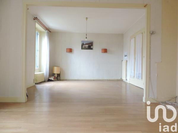 Maison traditionnelle 6 pièces de 115 m² à Montgeron (91230)