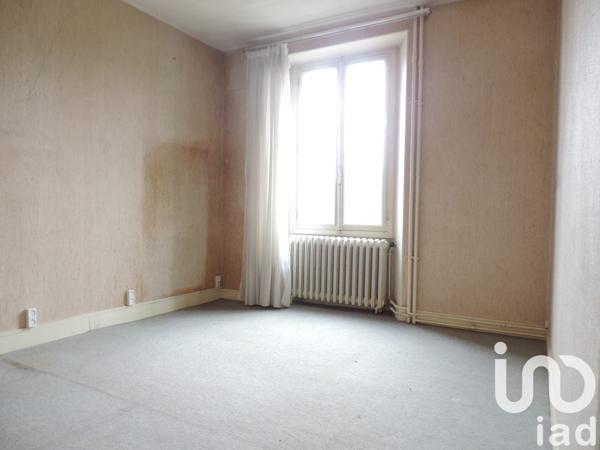 Maison traditionnelle 6 pièces de 115 m² à Montgeron (91230)