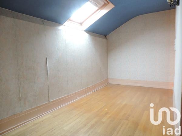 Maison traditionnelle 6 pièces de 115 m² à Montgeron (91230)