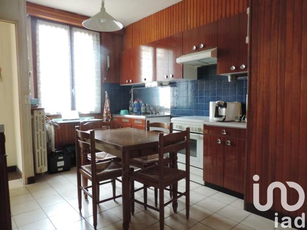 Maison traditionnelle 6 pièces de 115 m² à Montgeron (91230)