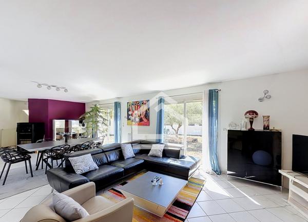 Maison 6 pièce(s) 4 chambre(s) 150 m²