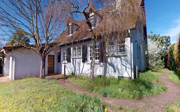 Maison à vendre    6 pièces • 140 m2 Givry