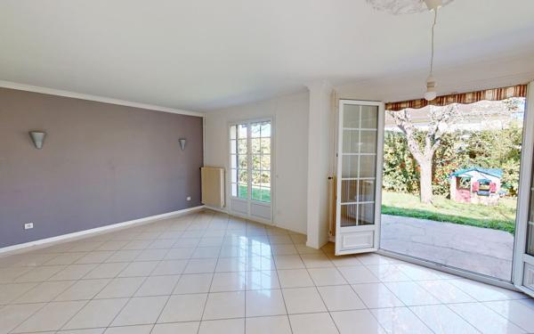 Maison à vendre    6 pièces • 140 m2 Givry