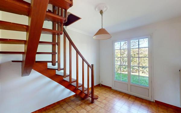 Maison à vendre    6 pièces • 140 m2 Givry