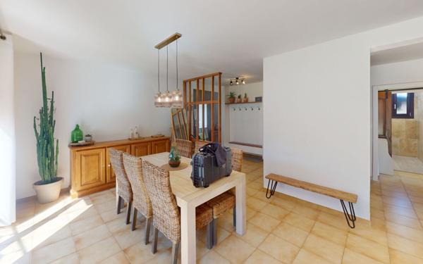 Maison à vendre    5 pièces •  Cluses