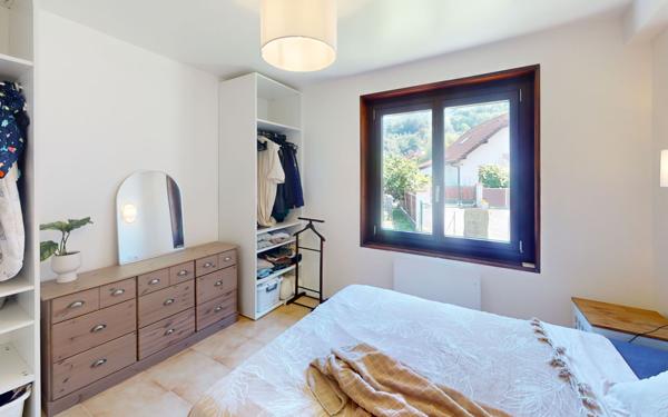 Maison à vendre    5 pièces •  Cluses