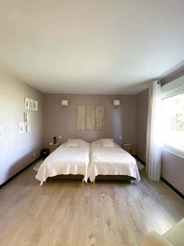 Houdan (78550) Maison familiale 316 m² avec piscine