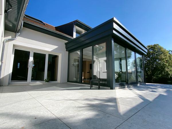 Houdan (78550) Maison familiale 316 m² avec piscine