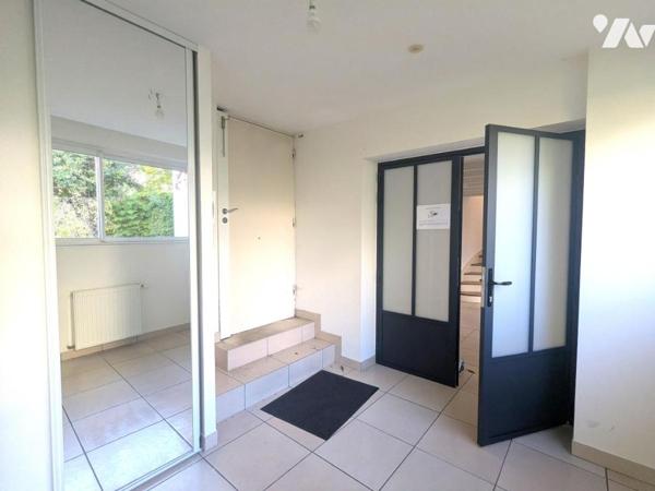 NANTES SAINT-DONATIEN - MAISON FAMILIALE DE CARACTERE 10 PIECES - 6 CHAMBRES AVEC JARDIN ET PARKINGS