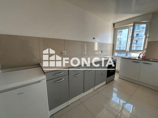 Location Appartement 3 pièces 53.7 m² - Cergy Le Haut 95800