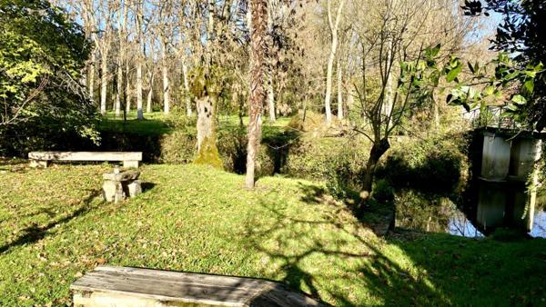 Maison Niort 203 m2 (79000)