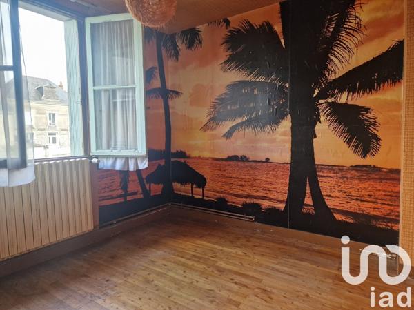 Maison traditionnelle 6 pièces de 97 m² à Le Puy-Notre-Dame (49260)