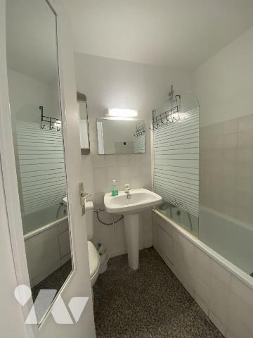 Appartement à Vendre à Bordeaux (33000) en Gironde (33) Quartier Saint Genès

Ce bien immobil...