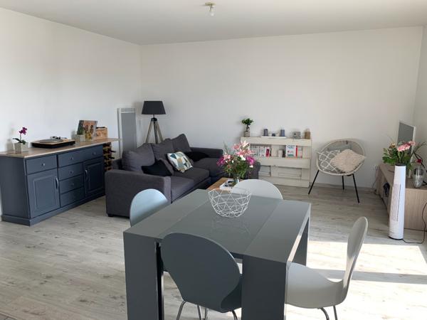 A LOUER  - T3 avec terrasse et balcon parking secteur Hauts de St Aubin CHU