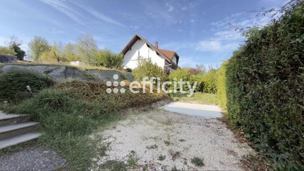 Maison
         8 pièces
        - 150 m² Exclusivité 389 000 € *