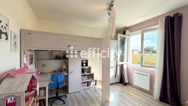 Maison
         8 pièces
        - 150 m² Exclusivité 389 000 € *