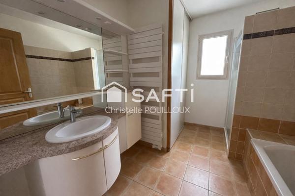 Pavillon de plain pied, 2 chambres,jardin