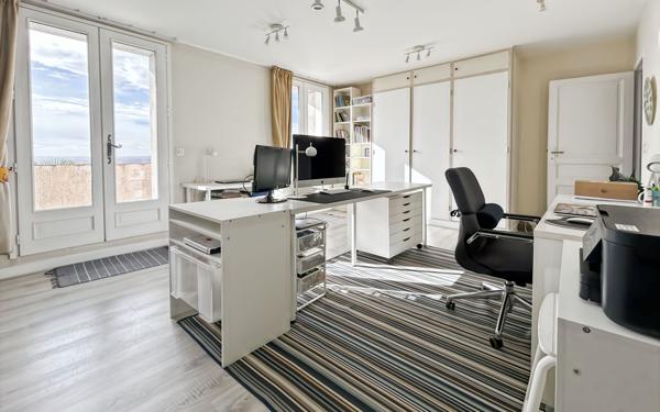 Maison à vendre    5 pièces •  Lectoure