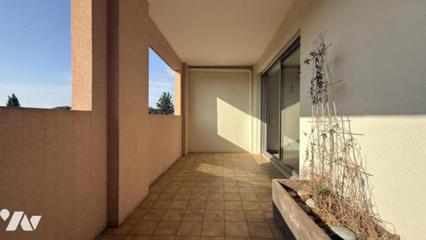 FRÉJUS – 2 pièces avec terrasse, garage et piscine résidentielle