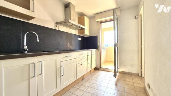 FRÉJUS – 2 pièces avec terrasse, garage et piscine résidentielle