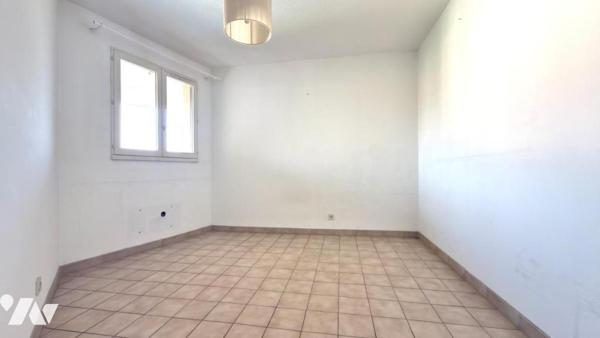 FRÉJUS – 2 pièces avec terrasse, garage et piscine résidentielle