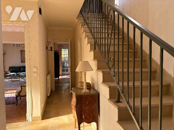 Belle villa cossue à pied du cœur de Marmande, avec jardin et garage !