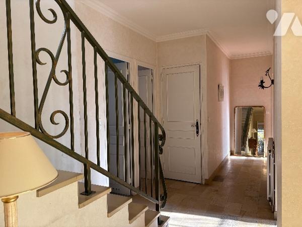 Belle villa cossue à pied du cœur de Marmande, avec jardin et garage !