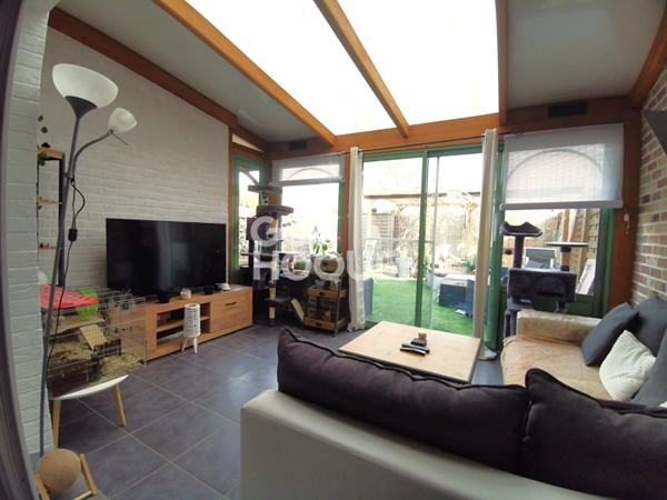 Semi individuelle avec jardin exposé Sud, véranda & garage