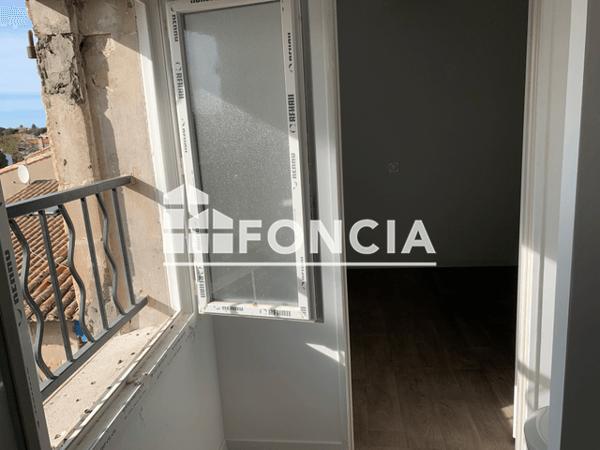 Location Studio 24 m² - 1 RUE PEYRE St Gilles 30800