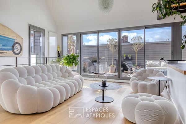 Triplex au design contemporain avec terrasse et vue