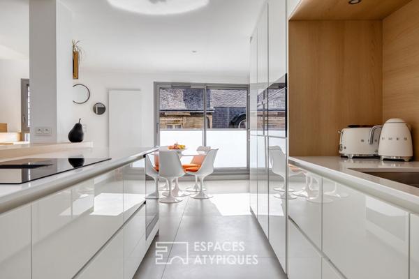 Triplex au design contemporain avec terrasse et vue