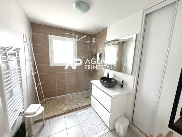 Maison 90m2 + annexe - 500m2 de terrain - Ars-En-Ré €658 000 ** - Référence JH566ED2