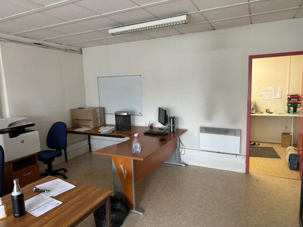 Local d'activité Montauban 4 pièce(s) 340 m2