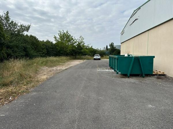 Local d'activité Montauban 4 pièce(s) 340 m2
