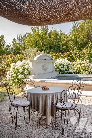 Coup de cœur  pour cette magnifique maison  idéalement située