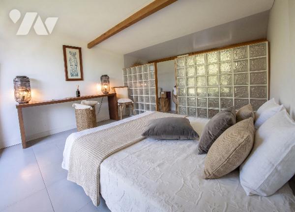 Coup de cœur  pour cette magnifique maison  idéalement située