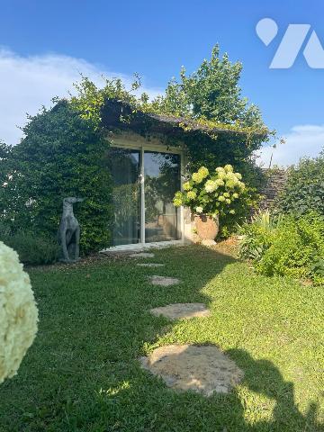 Coup de cœur  pour cette magnifique maison  idéalement située
