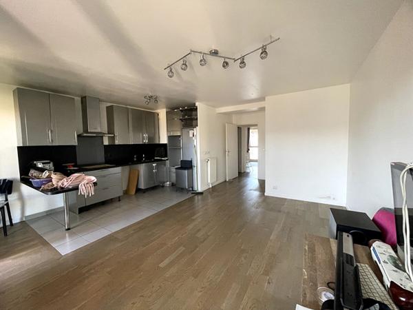 Appartement 4 pièces 78 m2 à Romainville