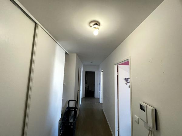 Appartement 4 pièces 78 m2 à Romainville