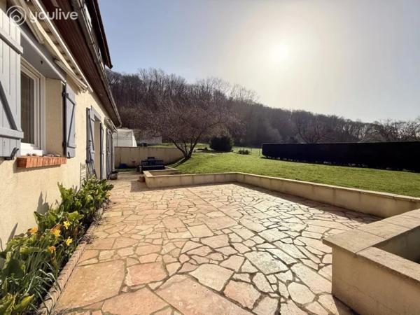 4 CHAMBRES, UN JARDIN NOURRICIER ET LE LAC À PIED : LA VIE DE FAMILLE IDÉALE