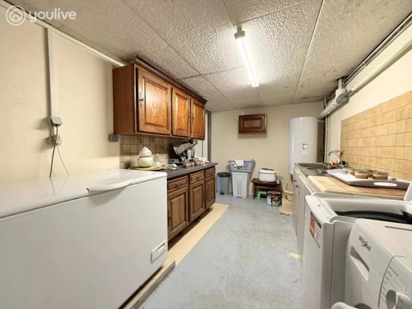 4 CHAMBRES, UN JARDIN NOURRICIER ET LE LAC À PIED : LA VIE DE FAMILLE IDÉALE
