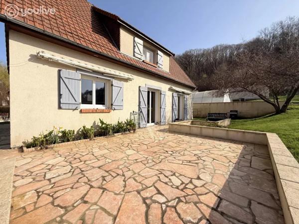 4 CHAMBRES, UN JARDIN NOURRICIER ET LE LAC À PIED : LA VIE DE FAMILLE IDÉALE