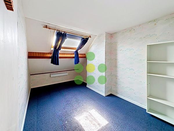 Maison
         5 pièces
        - 126 m² Exclusivité 299 000 € *