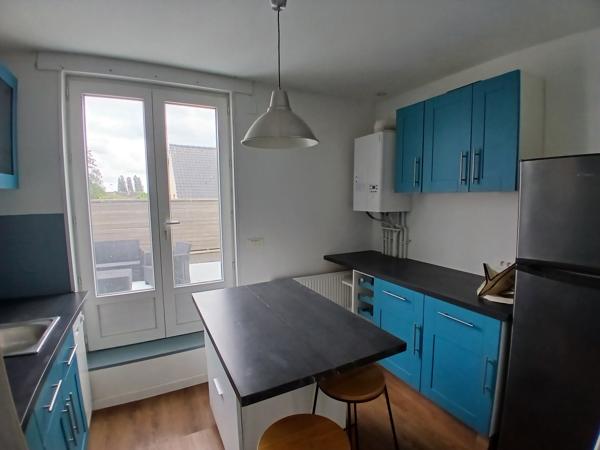 Appartement
         3 pièces
        - 82 m² 159 000 € *