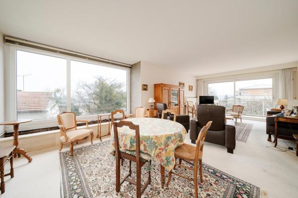 Quartier cure d'air : Maison de 195m2, 4 chambres avec garage et sous-sol