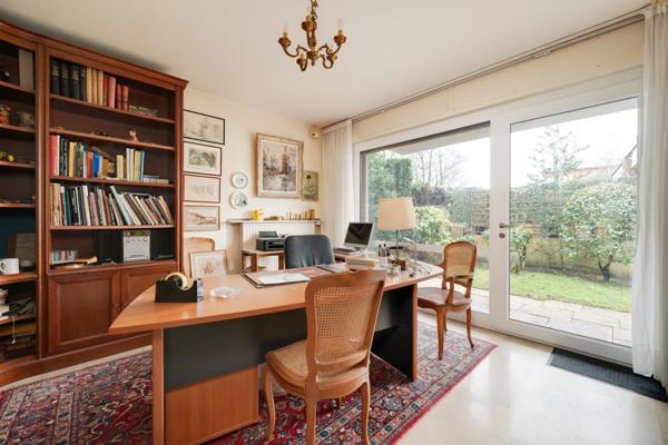 Quartier cure d'air : Maison de 195m2, 4 chambres avec garage et sous-sol