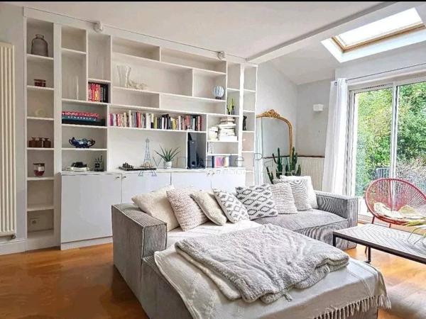 Suresnes proche marché Caron