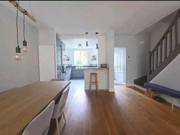 Suresnes proche marché Caron