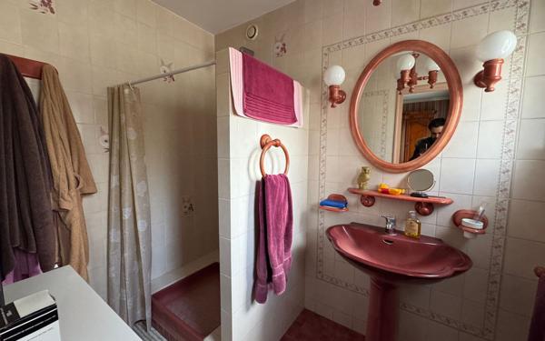 Maison à vendre    5 pièces • 160 m2 Mérignac