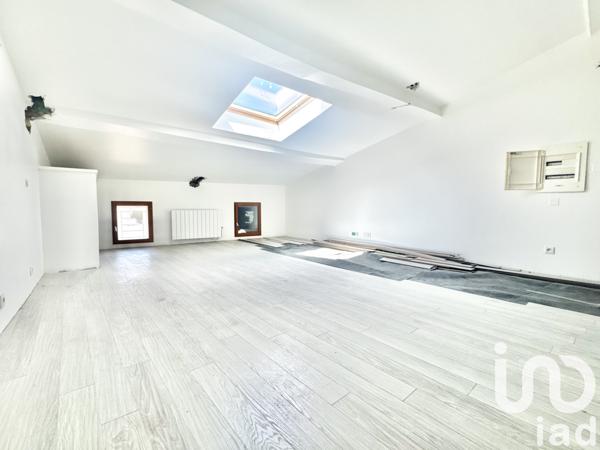 Immeuble à vendre 478 m² Bram